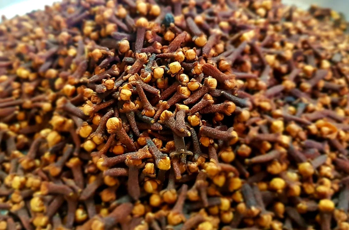 Cloves